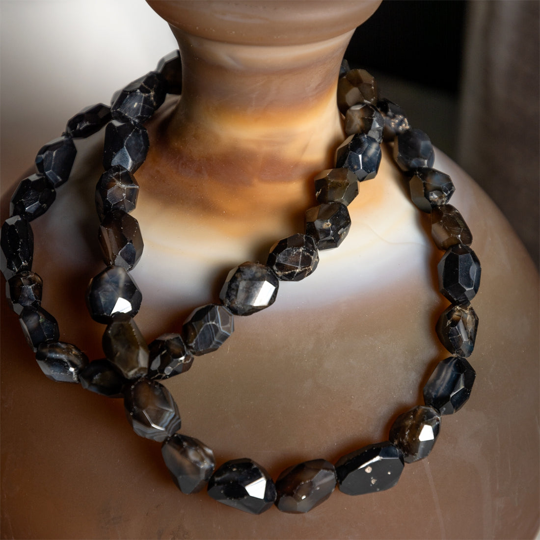 Stone Jewelry for Vase, Black Onyx