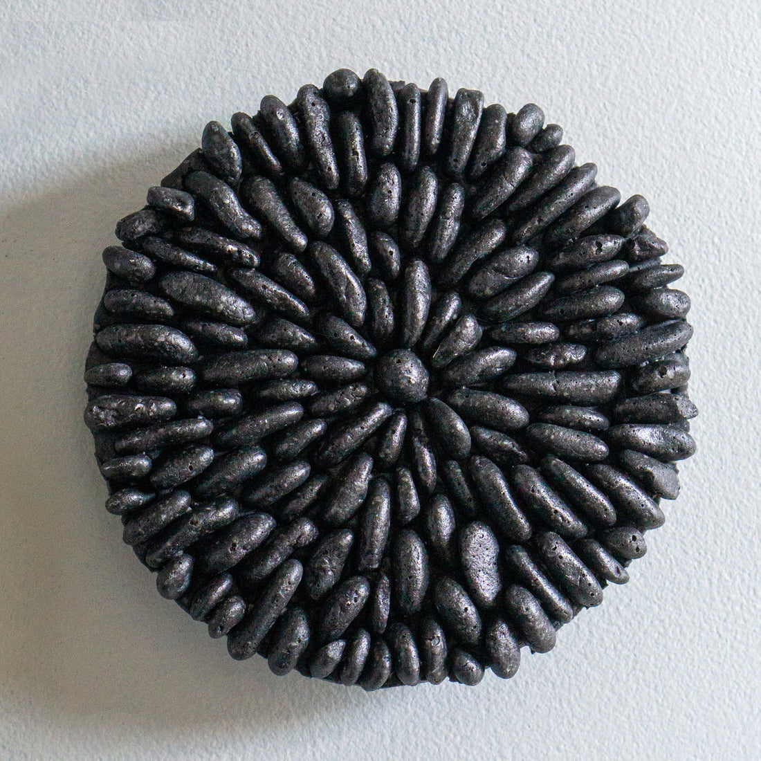 River Rock 6.75"D Wall Medallion, Polished Black