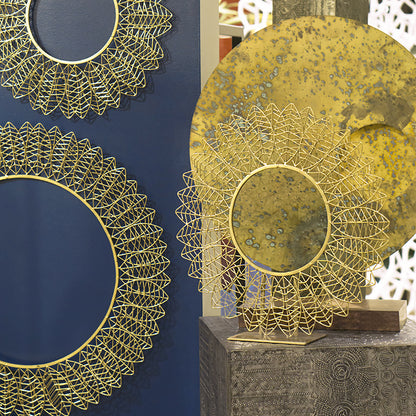 Wire Leaf 25&quot;OD Disc Wall Art