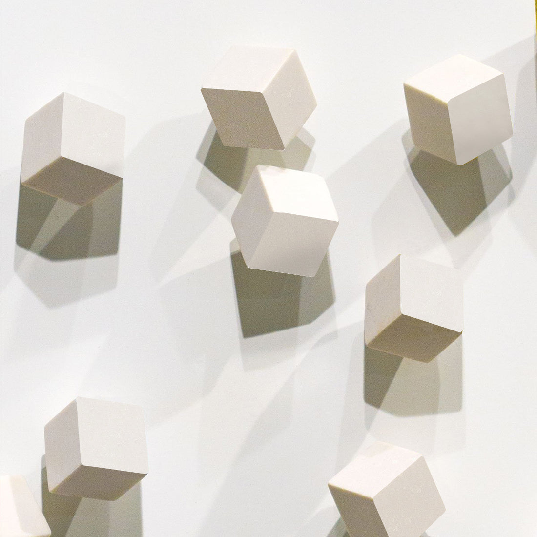 Pivot Wall Play™ Off-white