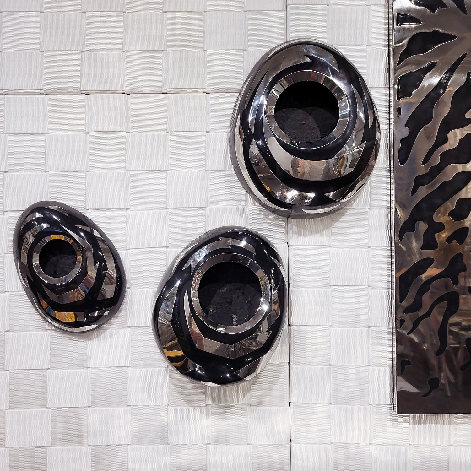Velocity 13&quot;H Wall Art/ Planter