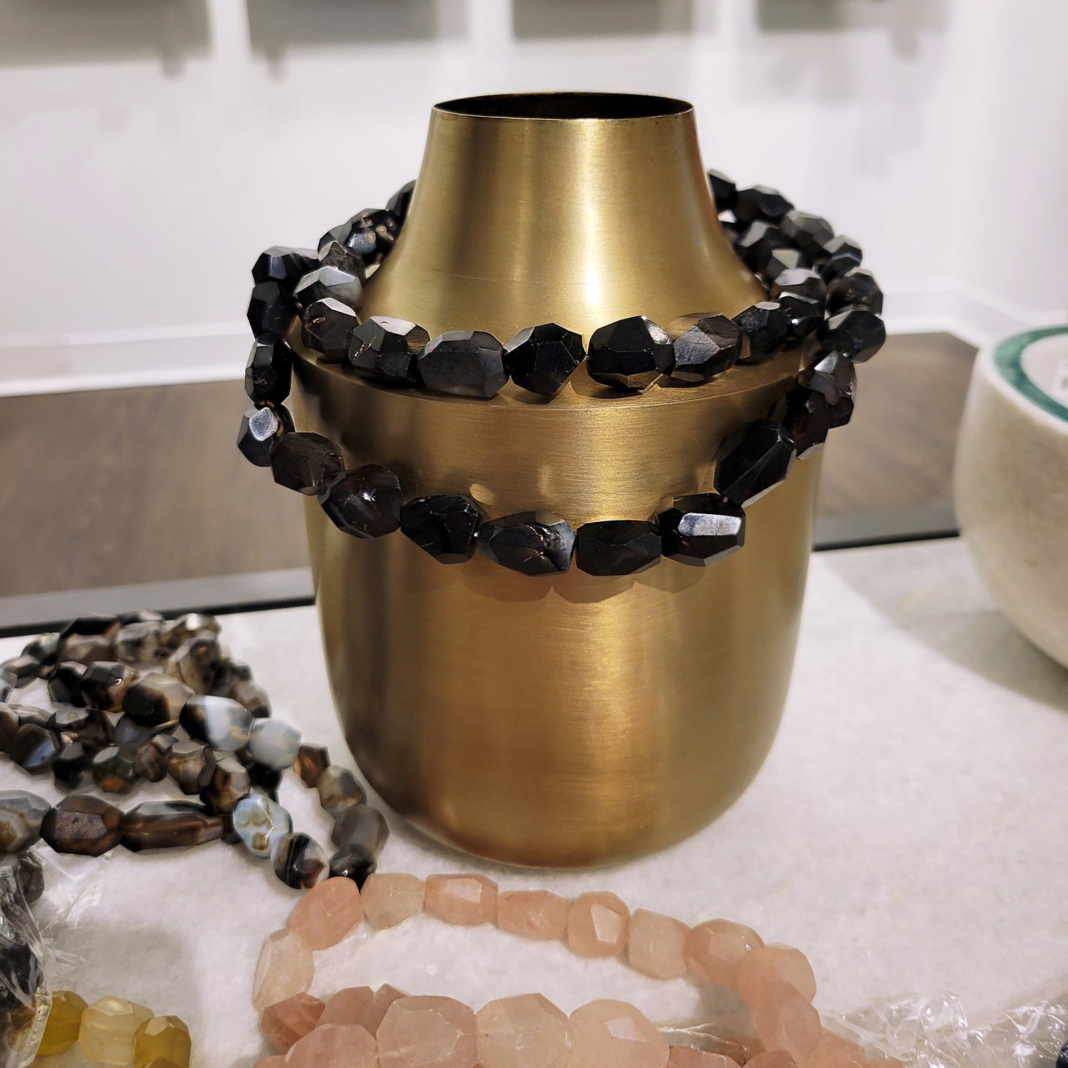 Stone Jewelry for Vase, Black Onyx