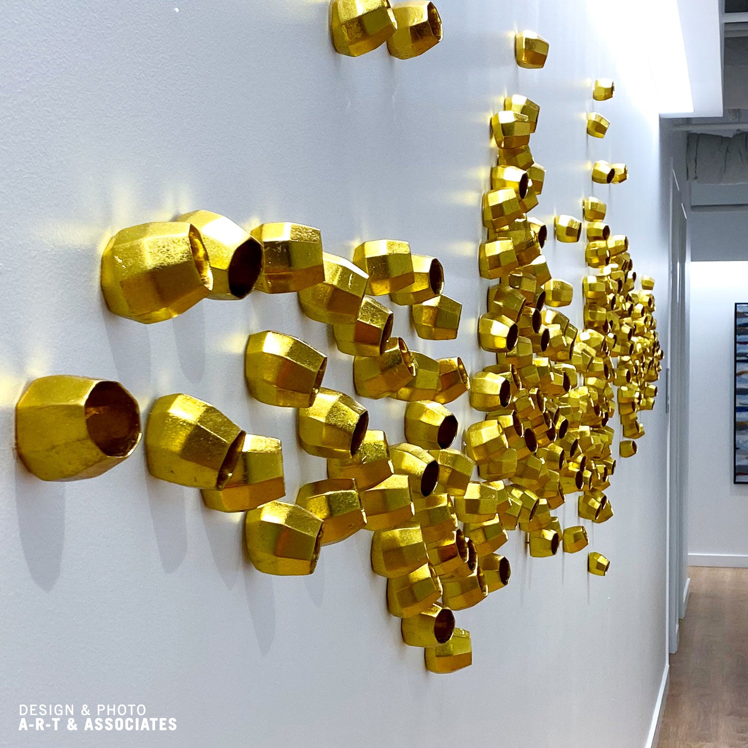 Barnacle Wall Play™ Gold Foil