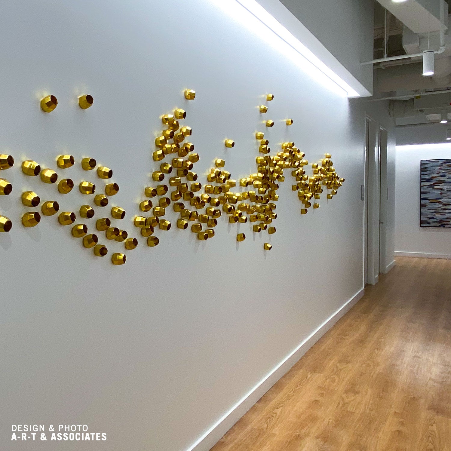 Barnacle Wall Play™ Gold Foil