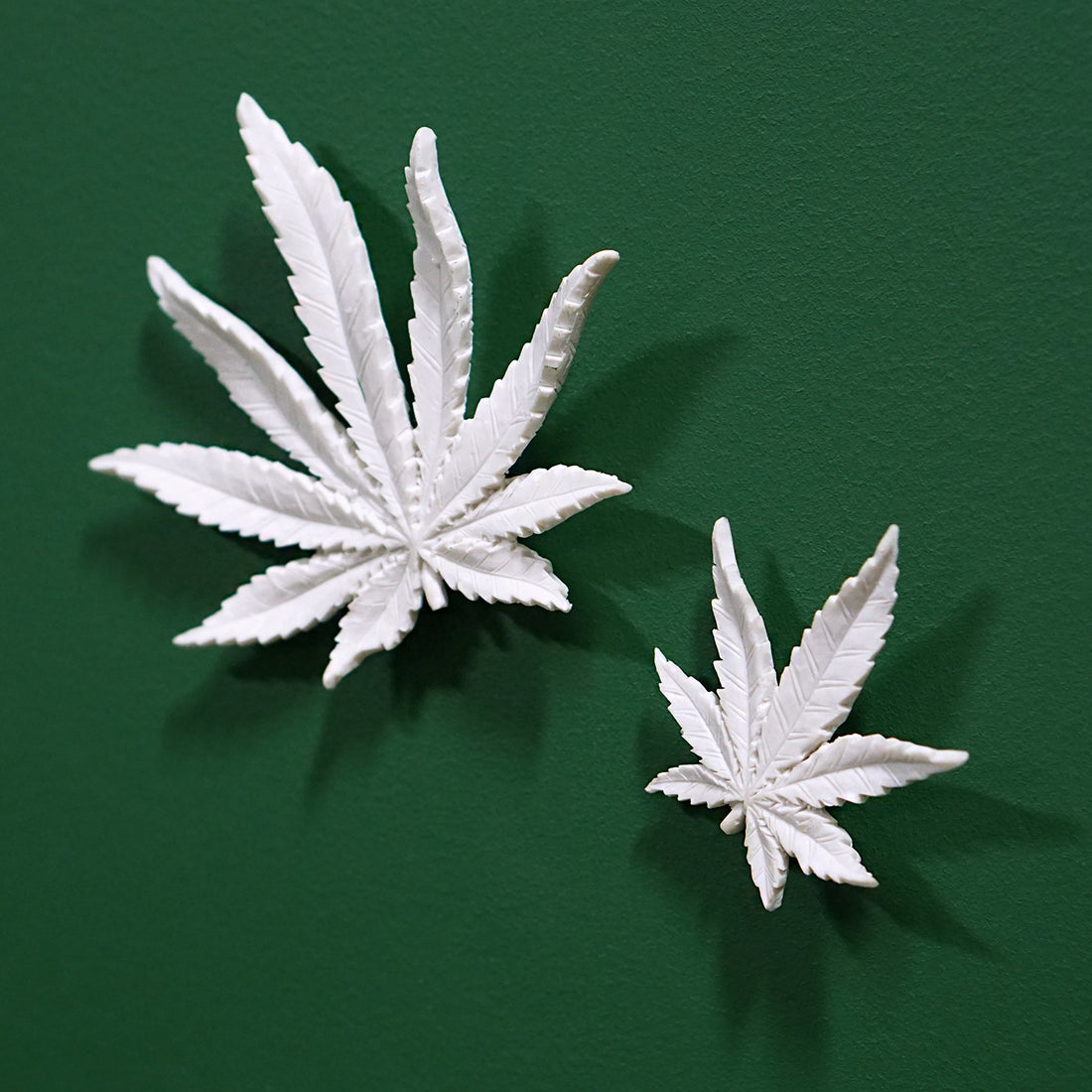 Cannabis Leaf Wall Play™ Off-White
